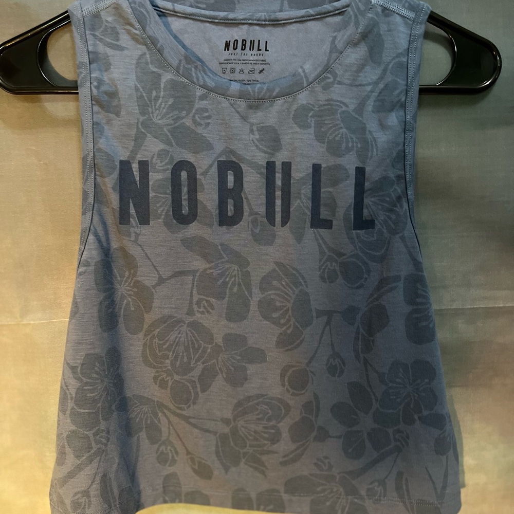 NoBull Hibiscus Crop Tank Top